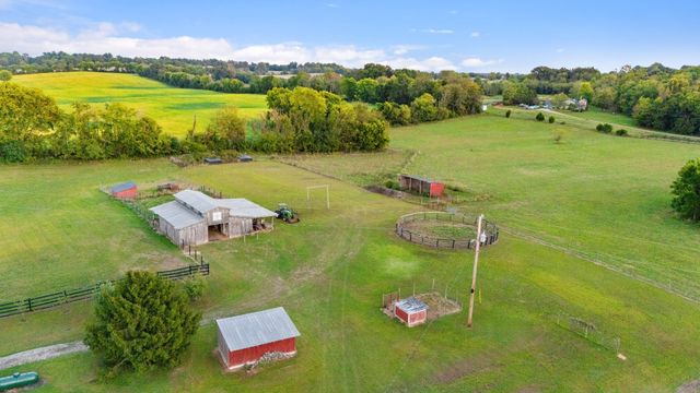 5439 Minnis Rd, Springfield, TN 37172