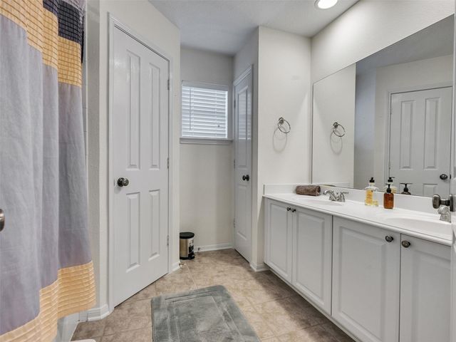 83 Scarlet Woods Court 83, The Woodlands, TX 77380