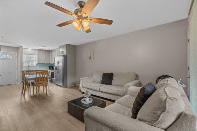 506 62nd Ave N Apt 5, Myrtle Beach, SC 29572