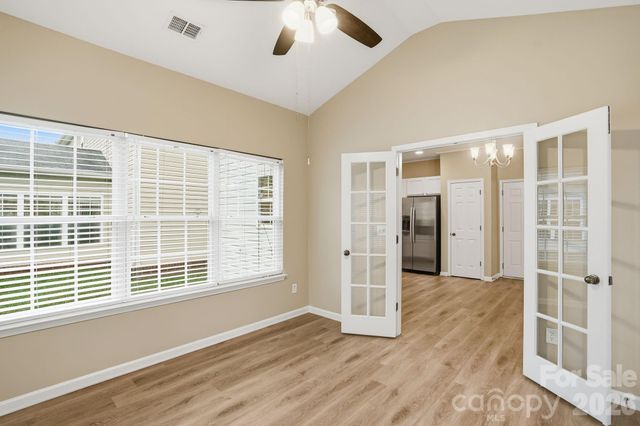 6427 Hermsley Road, Charlotte, NC 28278