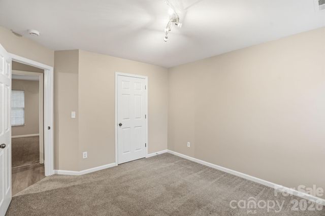 6427 Hermsley Road, Charlotte, NC 28278