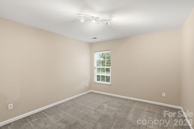 6427 Hermsley Road, Charlotte, NC 28278