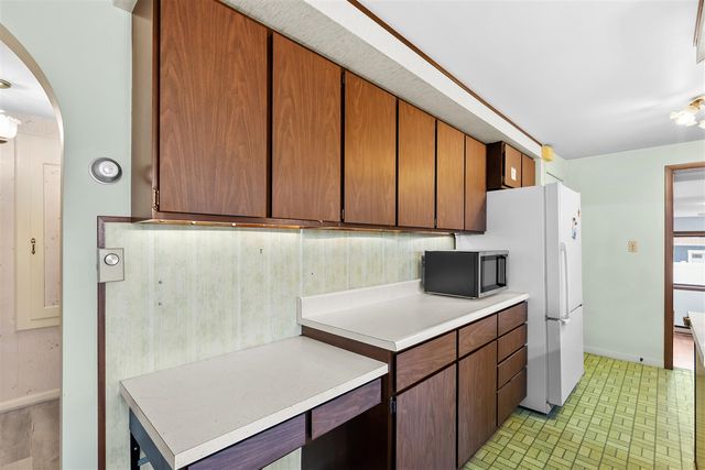 5844 S Scottdale Road, Berrien Springs, MI 49103