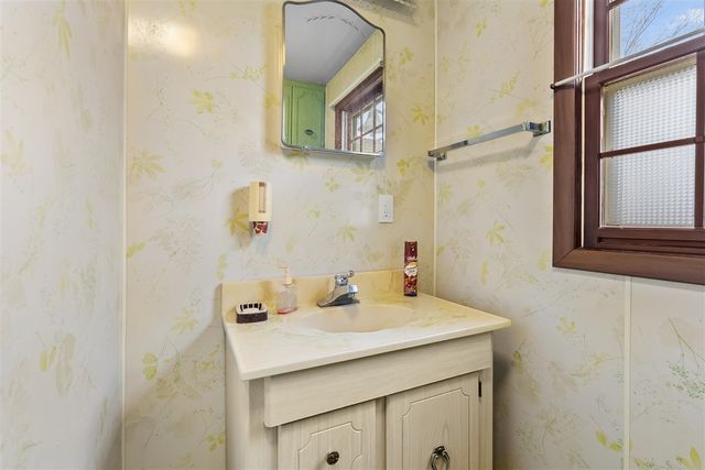 5844 S Scottdale Road, Berrien Springs, MI 49103