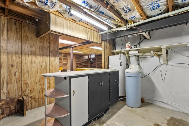 5844 S Scottdale Road, Berrien Springs, MI 49103
