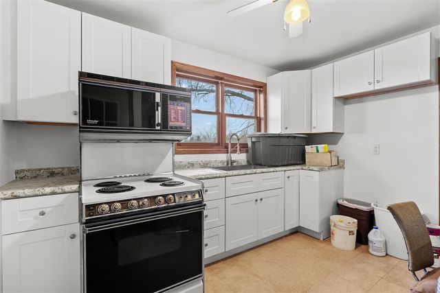 5844 S Scottdale Road, Berrien Springs, MI 49103
