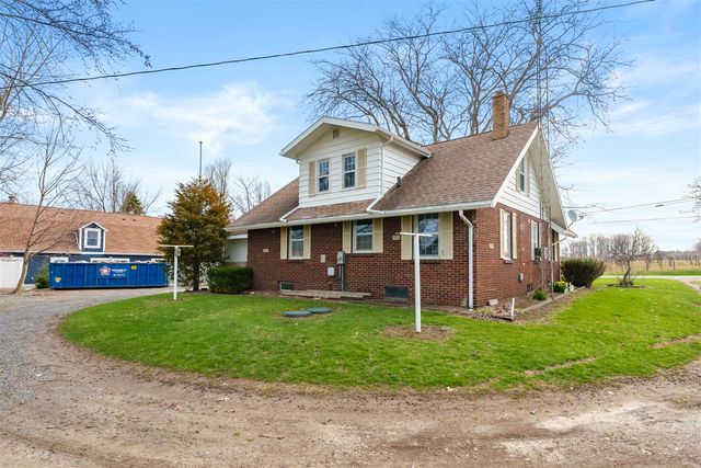 5844 S Scottdale Road, Berrien Springs, MI 49103