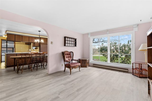 5844 S Scottdale Road, Berrien Springs, MI 49103