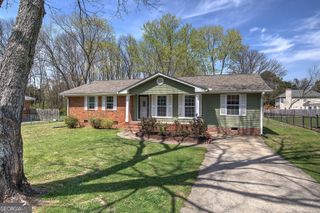 21 Fernwood Way NE, Rome, GA 30161
