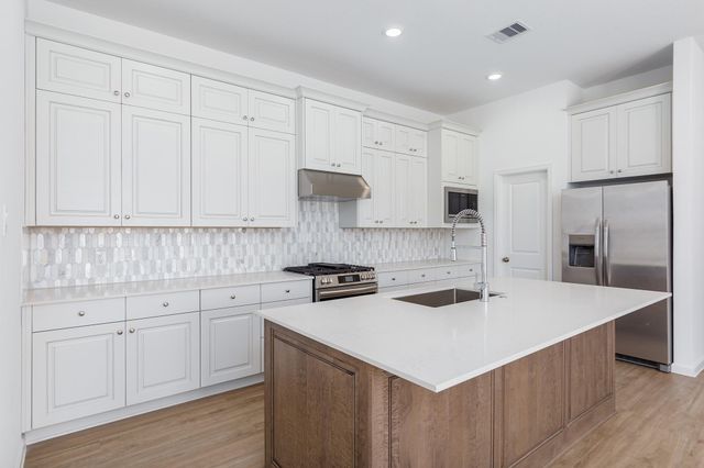 28819 Mount Bonnell Drive, New Caney, TX 77357