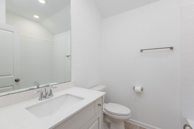 28819 Mount Bonnell Drive, New Caney, TX 77357