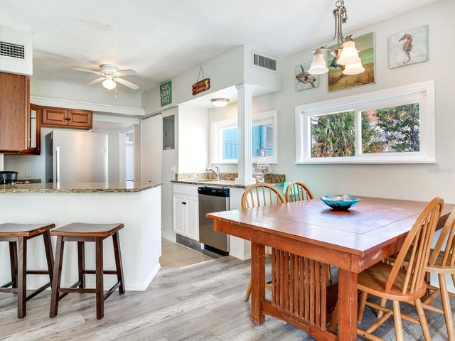 120 93RD AVENUE, Treasure Island, FL 33706