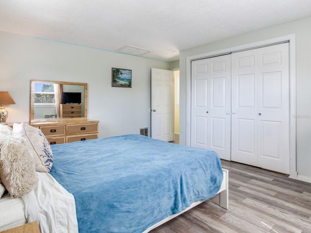 120 93RD AVENUE, Treasure Island, FL 33706