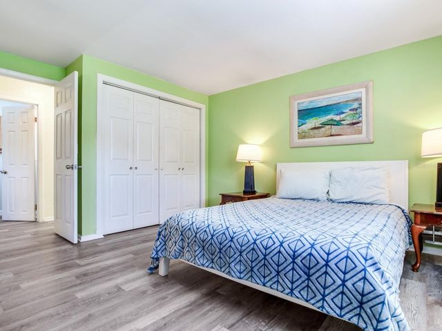 120 93RD AVENUE, Treasure Island, FL 33706
