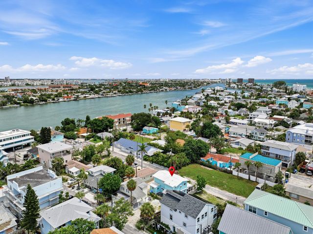 120 93RD AVENUE, Treasure Island, FL 33706