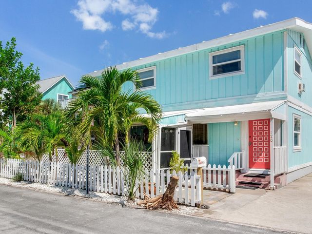 120 93RD AVENUE, Treasure Island, FL 33706