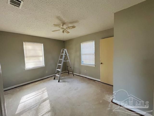 4960 La Ventana Ct, Pensacola, FL 32526