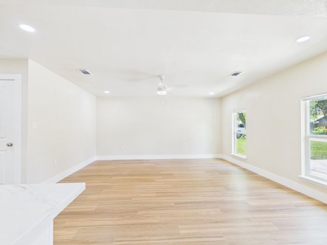 7407 Lumber Jack Drive, Houston, TX 77040