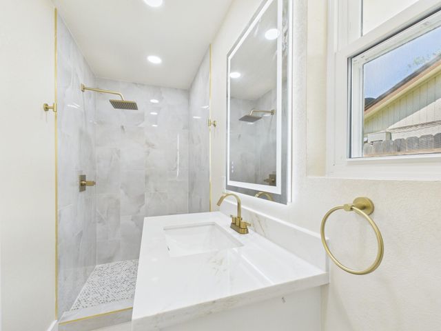 7407 Lumber Jack Drive, Houston, TX 77040