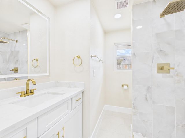 7407 Lumber Jack Drive, Houston, TX 77040