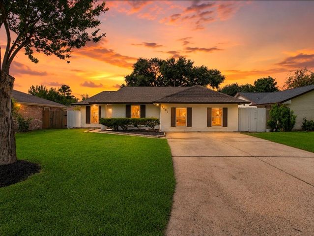 7407 Lumber Jack Drive, Houston, TX 77040
