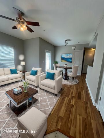 2200 MARSH HAWK Lane 604, Fleming Island, FL 32003