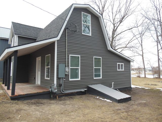 265 E Oak Street, Harrison, MI 48625
