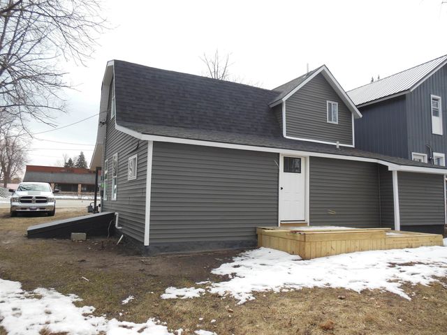 265 E Oak Street, Harrison, MI 48625