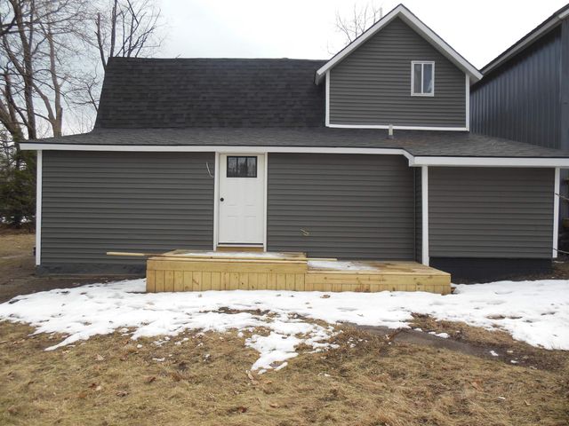 265 E Oak Street, Harrison, MI 48625
