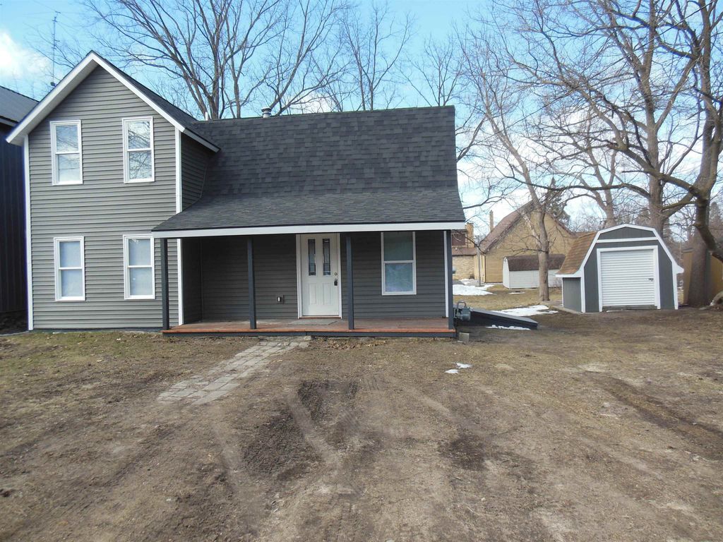 265 E Oak Street, Harrison, MI 48625