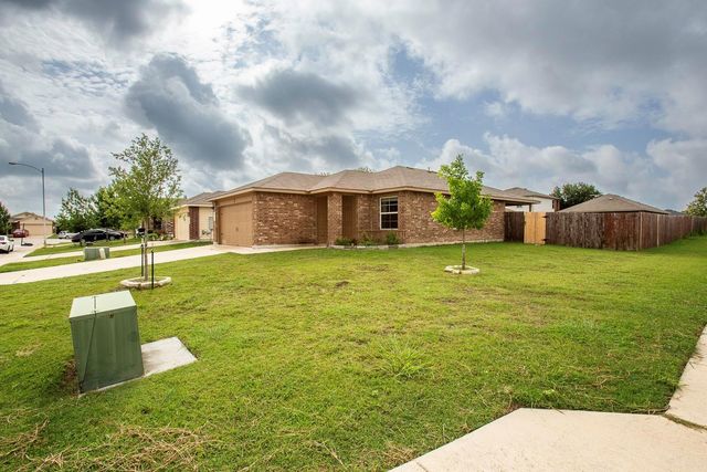 1524 Wedgewood CV, Lockhart, TX 78644