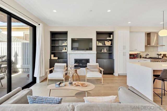 523 S MYERS ST, Oceanside, CA 92054