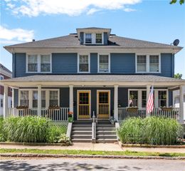 32 Thurston Avenue A, Newport, RI 02840