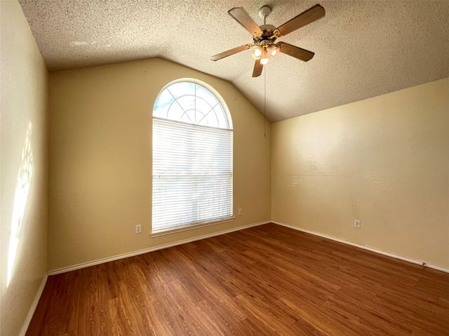 2070 Belvedere Drive, Lewisville, TX 75067