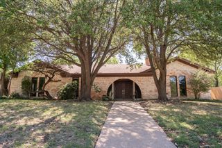 3300 Loma Vista Drive, Waco, TX 76708