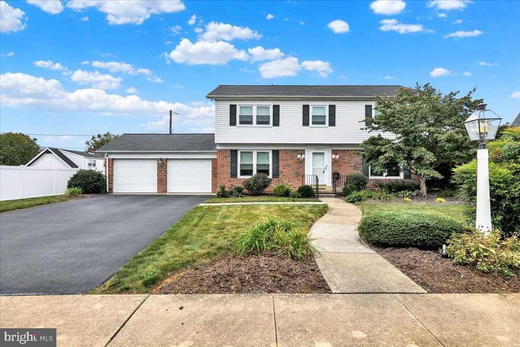 1515 DURWOOD CT, Reading, PA 19609