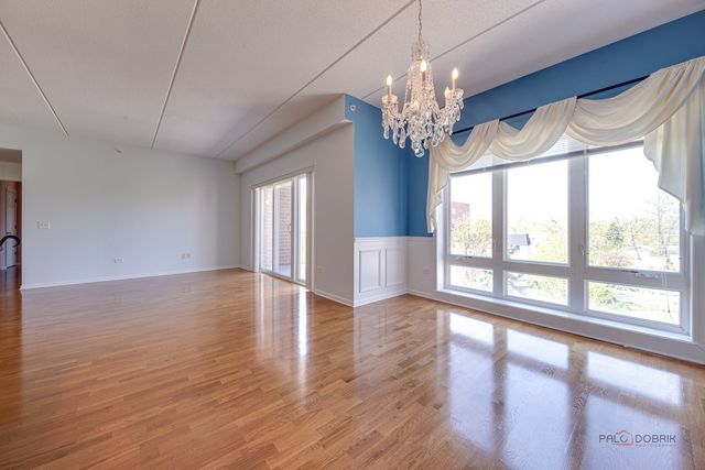 799 Graceland Avenue 402A, Des Plaines, IL 60016
