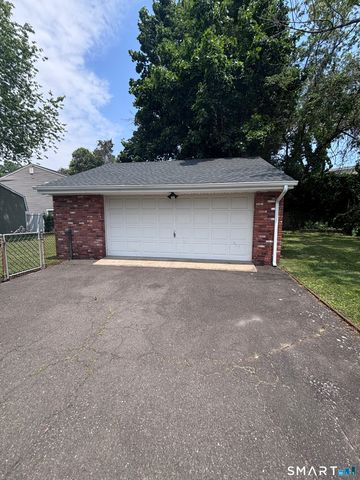 3674 Park Avenue, Bridgeport, CT 06604