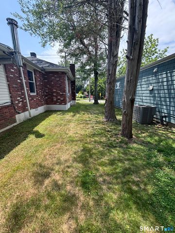 3674 Park Avenue, Bridgeport, CT 06604