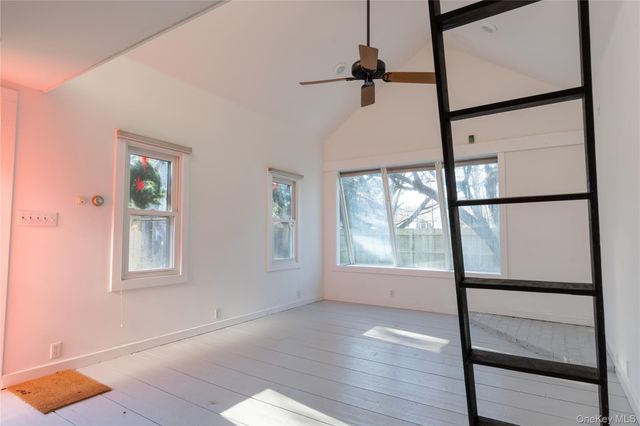 244 Broadway, Port Ewen, NY 12429