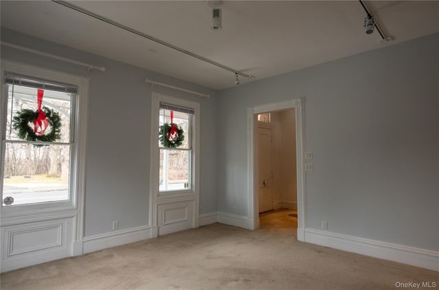 244 Broadway, Port Ewen, NY 12429