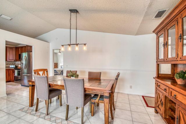 6690 SE Raintree Avenue, Stuart, FL 34997