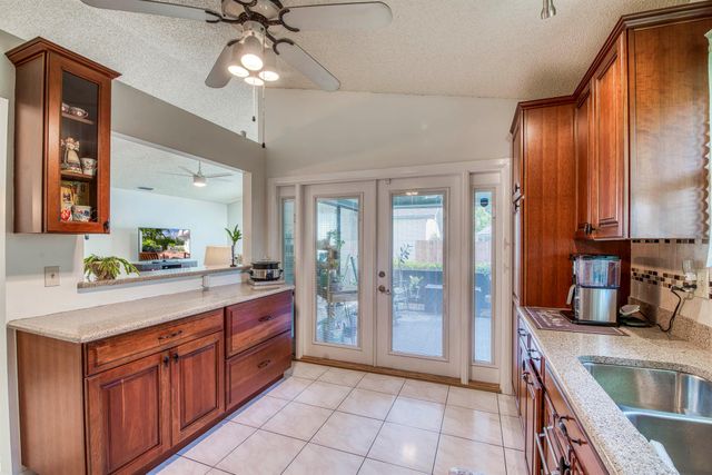 6690 SE Raintree Avenue, Stuart, FL 34997