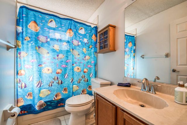 6690 SE Raintree Avenue, Stuart, FL 34997