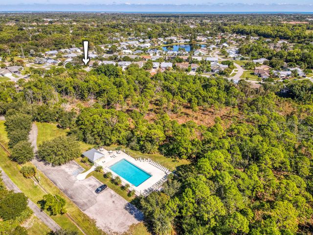 6690 SE Raintree Avenue, Stuart, FL 34997