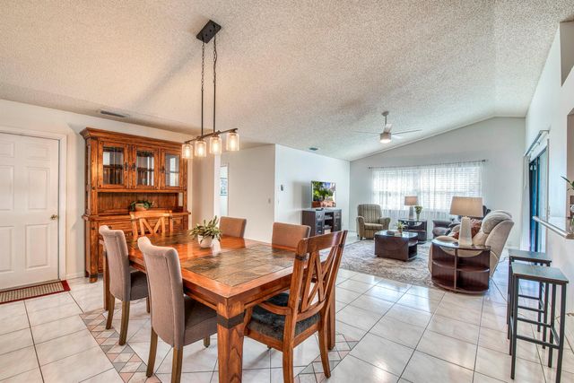 6690 SE Raintree Avenue, Stuart, FL 34997