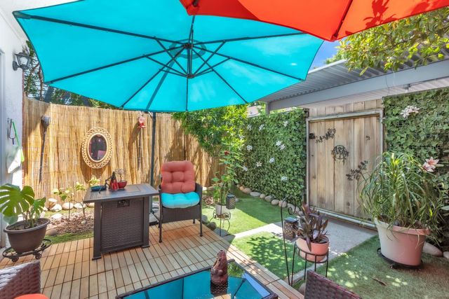 3960 Oak Villa Cir, Carmichael, CA 95608