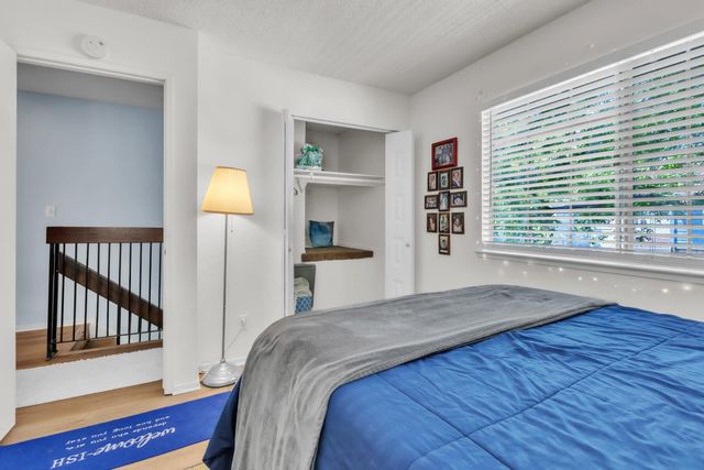 3960 Oak Villa Cir, Carmichael, CA 95608