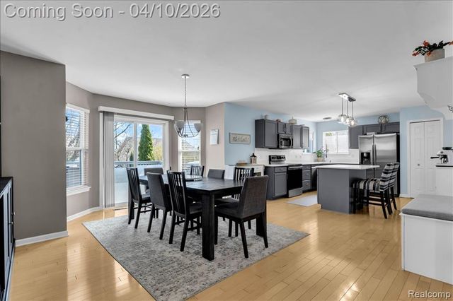 1868 Telford Court, Ypsilanti, MI 48198