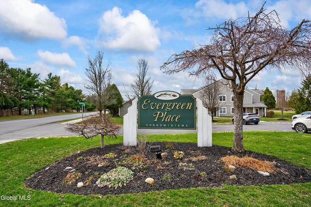 102 Evergreen Place, Rensselaer, NY 12144